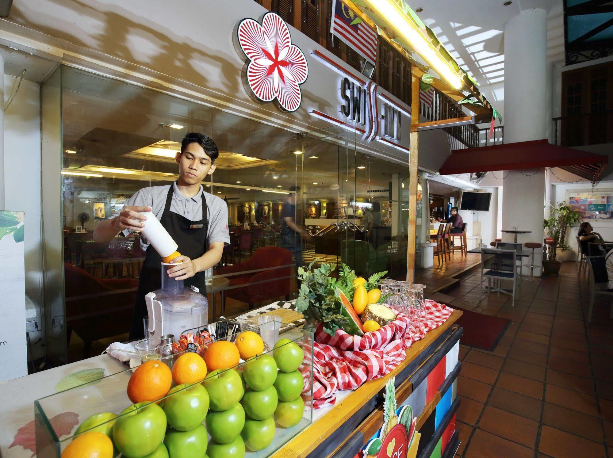 Swiss-Inn Chinatown กัวลาลัมเปอร์ ภายนอก รูปภาพ