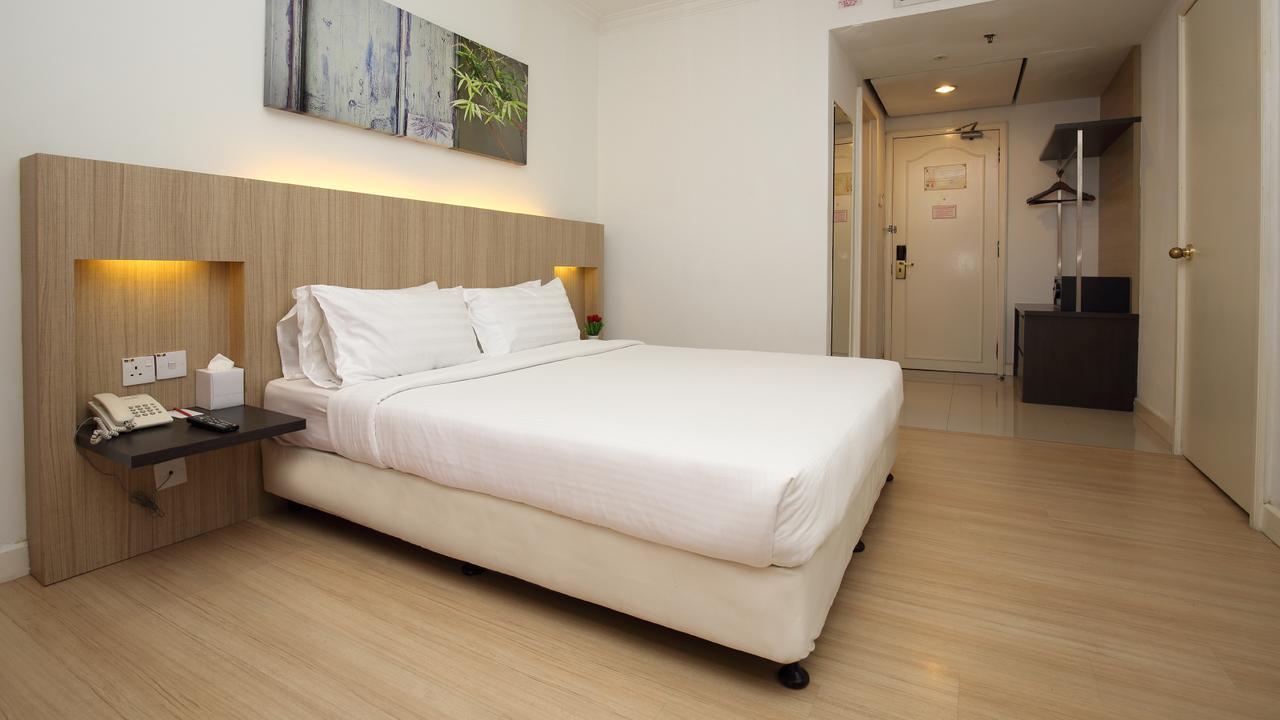 Swiss-Inn Chinatown กัวลาลัมเปอร์ ภายนอก รูปภาพ
