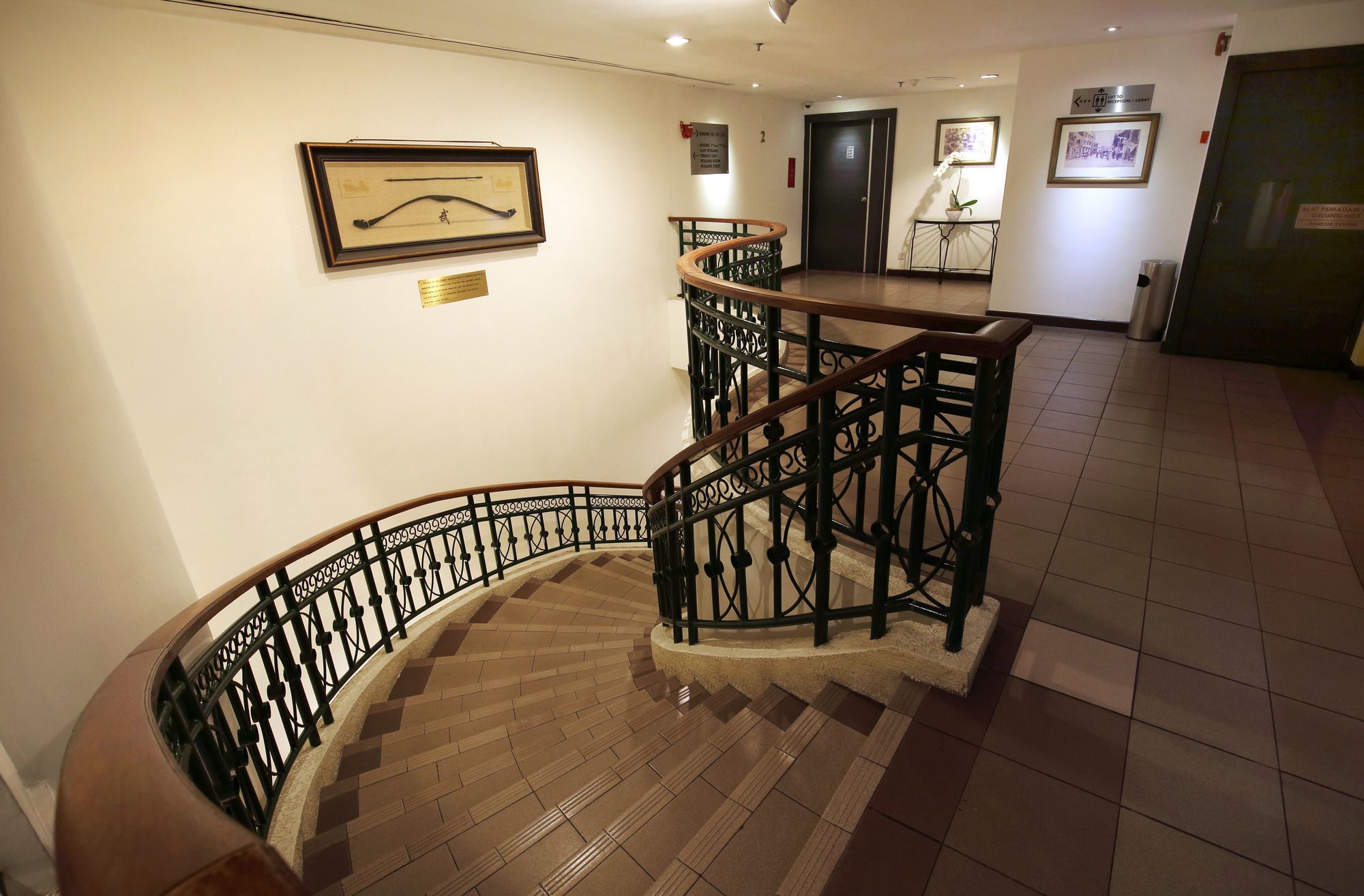 Swiss-Inn Chinatown กัวลาลัมเปอร์ ภายนอก รูปภาพ